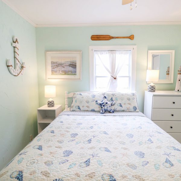 Visit Little Pink - Sunset Harbor, NC - Master bedroom